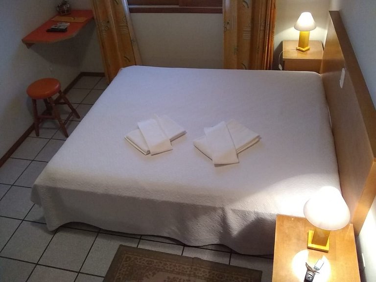 Quarto na praia! Comodidade de um quarto com ar condicionado